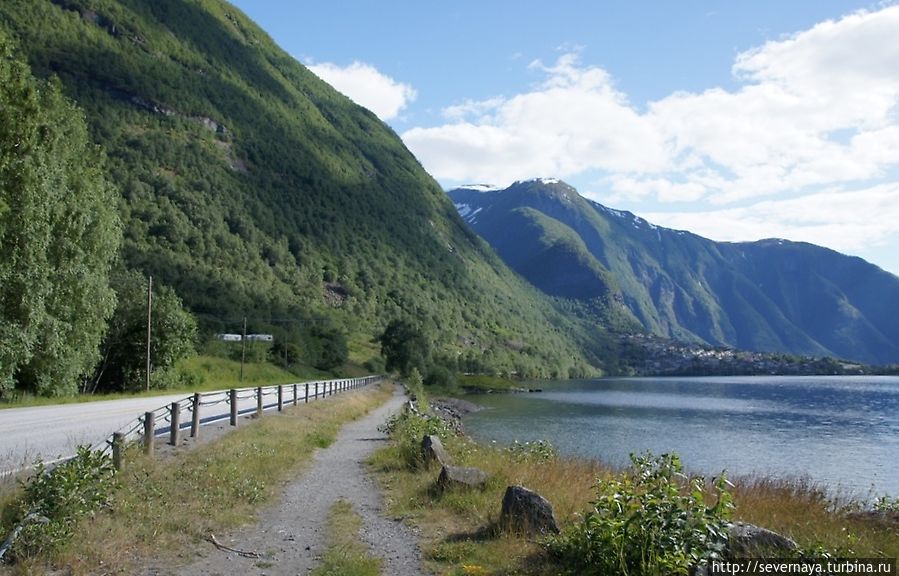 Переезд в  Øvre Årdal и прогулка по долине Utladalen Западная Норвегия, Норвегия