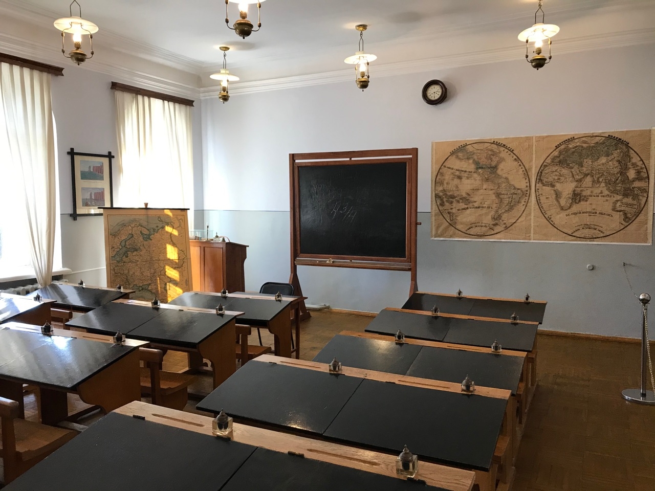 Симбирская классическая гимназия Ульяновск, Россия