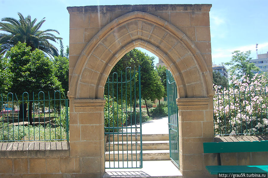 Мечеть Байрактар Никосия, Кипр