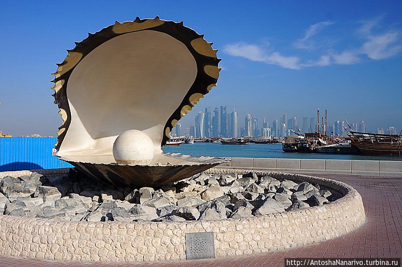 Жемчужина. До наступления нефтяной эры основой местной экономики была ловля жемчуга Доха, Катар