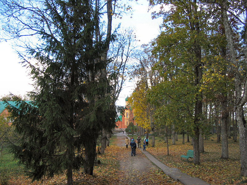 Пюхтицкий Успенский женский монастырь Куремяэ, Эстония