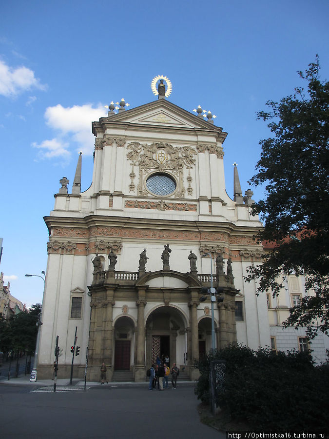 Костел Св. Игнатия из Лойолы Прага, Чехия