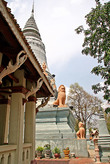 Ват Пном, или Храм на горе. Вихара и ступа. Фото из интернета