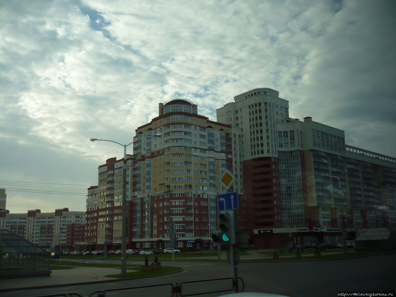 Минск из окна туристического автобуса Минск, Беларусь