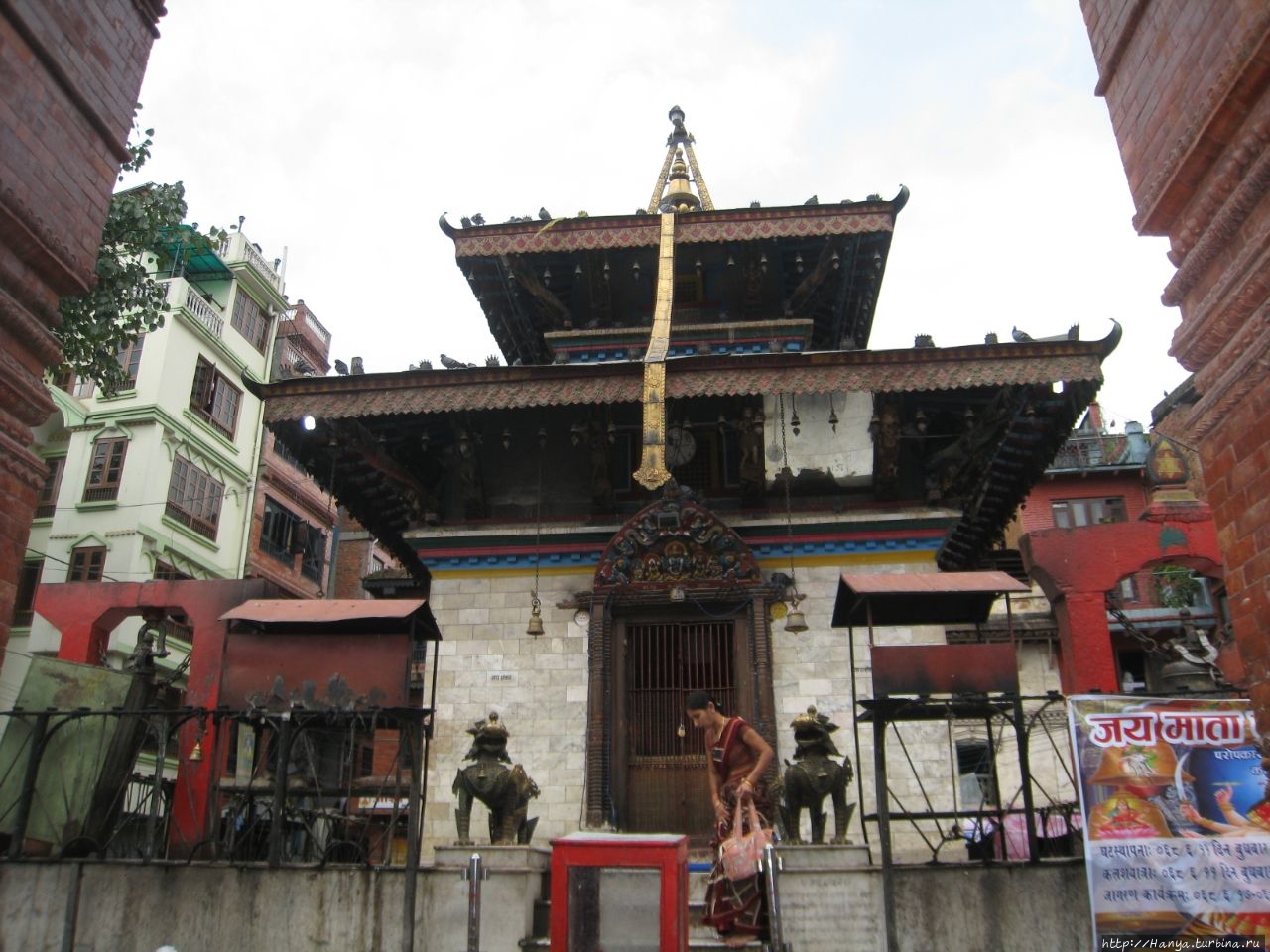 Храм Махендрешвар