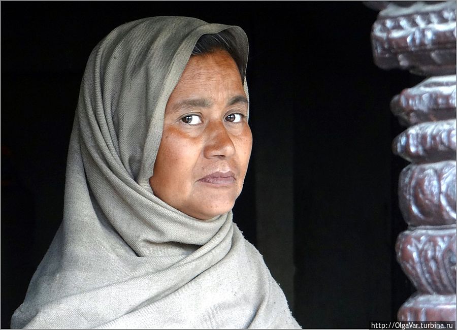 Потрясающий взгляд, спокойный, как будто устремленный внутрь себя