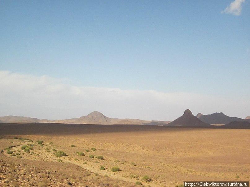 По пути из Загоры в Варзазат Марокко