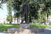 Памятник Шаляпину.