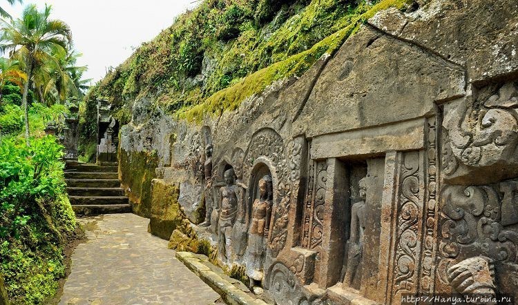 Барельефы Йех Пулу (Yeh P