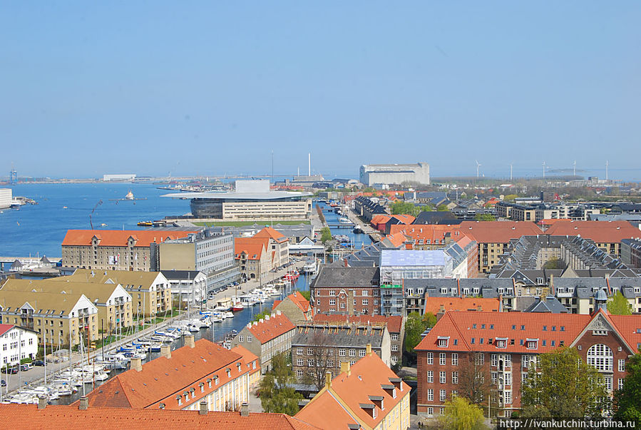 По винтовому шпилю Копенгаген, Дания