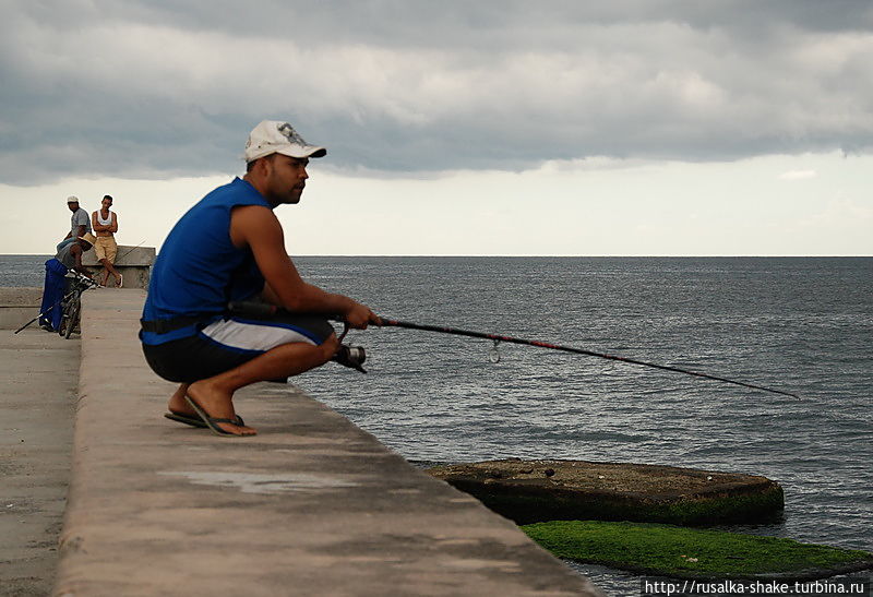Рыбаки и влюбленные Малекона Гавана, Куба