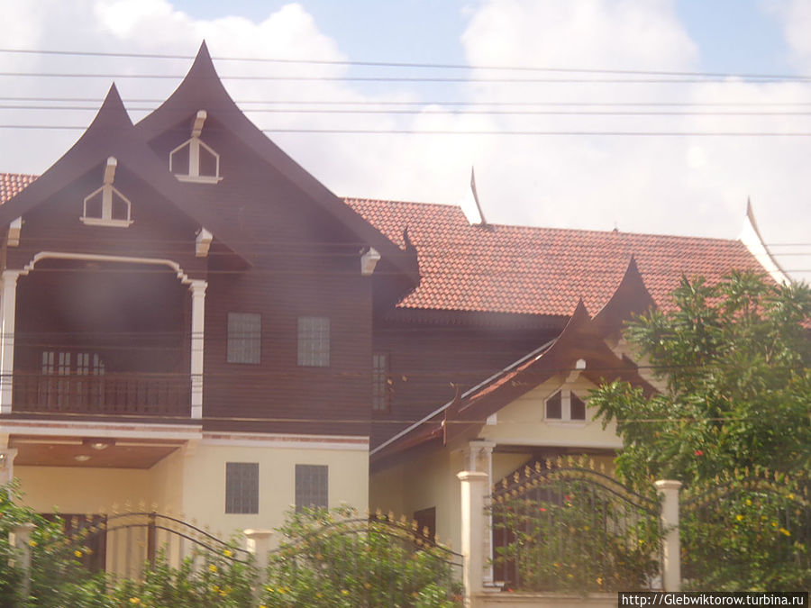 Город Салаван Салаван, Лаос