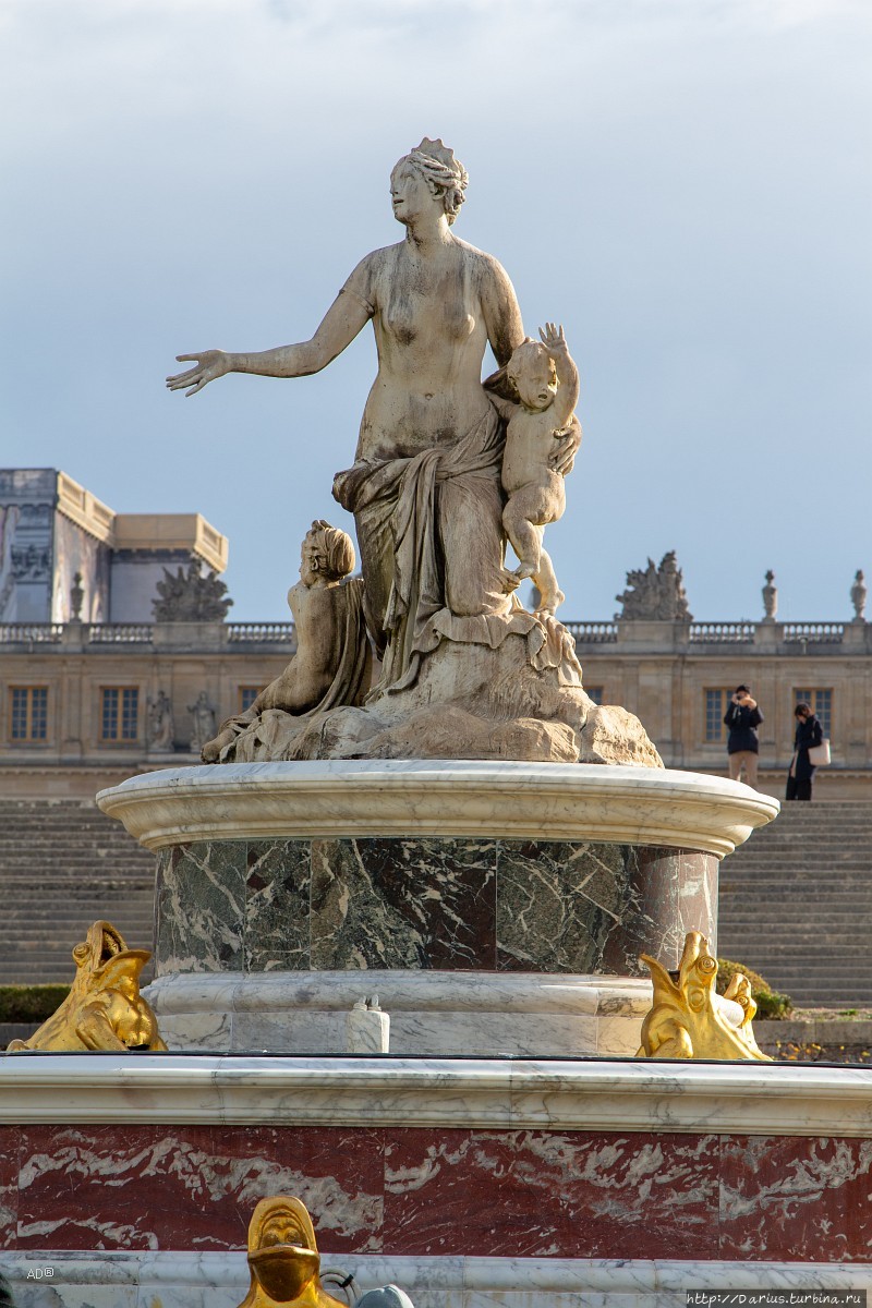 Париж 2018 — Версаль — Фонтаны Версаль, Франция