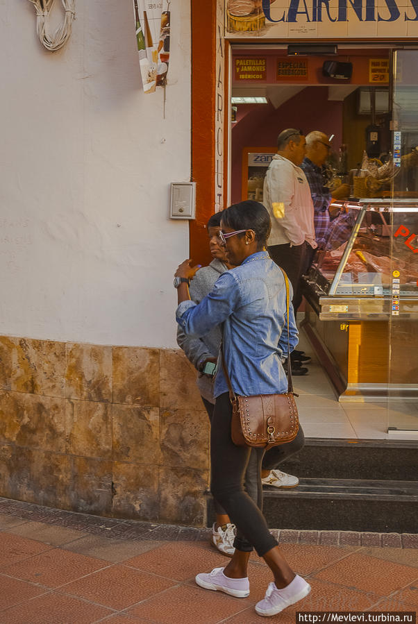 Неспешная прогулка. Вечерний Ситжес Ситжес, Испания