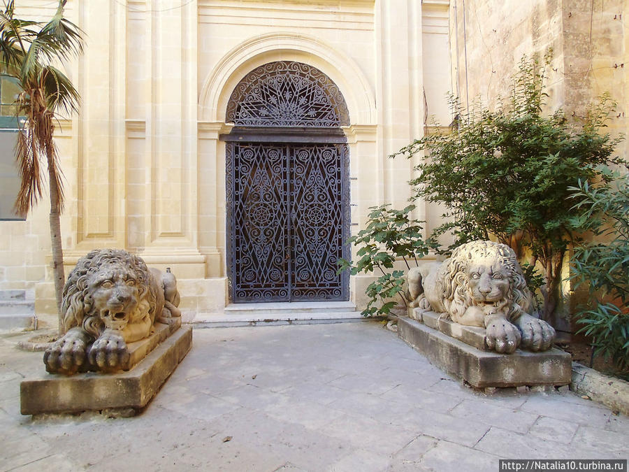 Две недели на Мальте Сент-Джулианс, Мальта