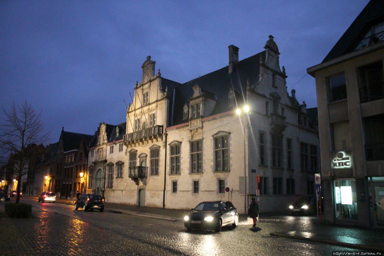 Вечерняя прогулка по Мехелену Мехелен (Антверпен), Бельгия