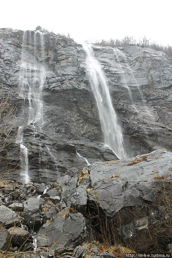 Водопады трассы 520 Сёуда, Норвегия
