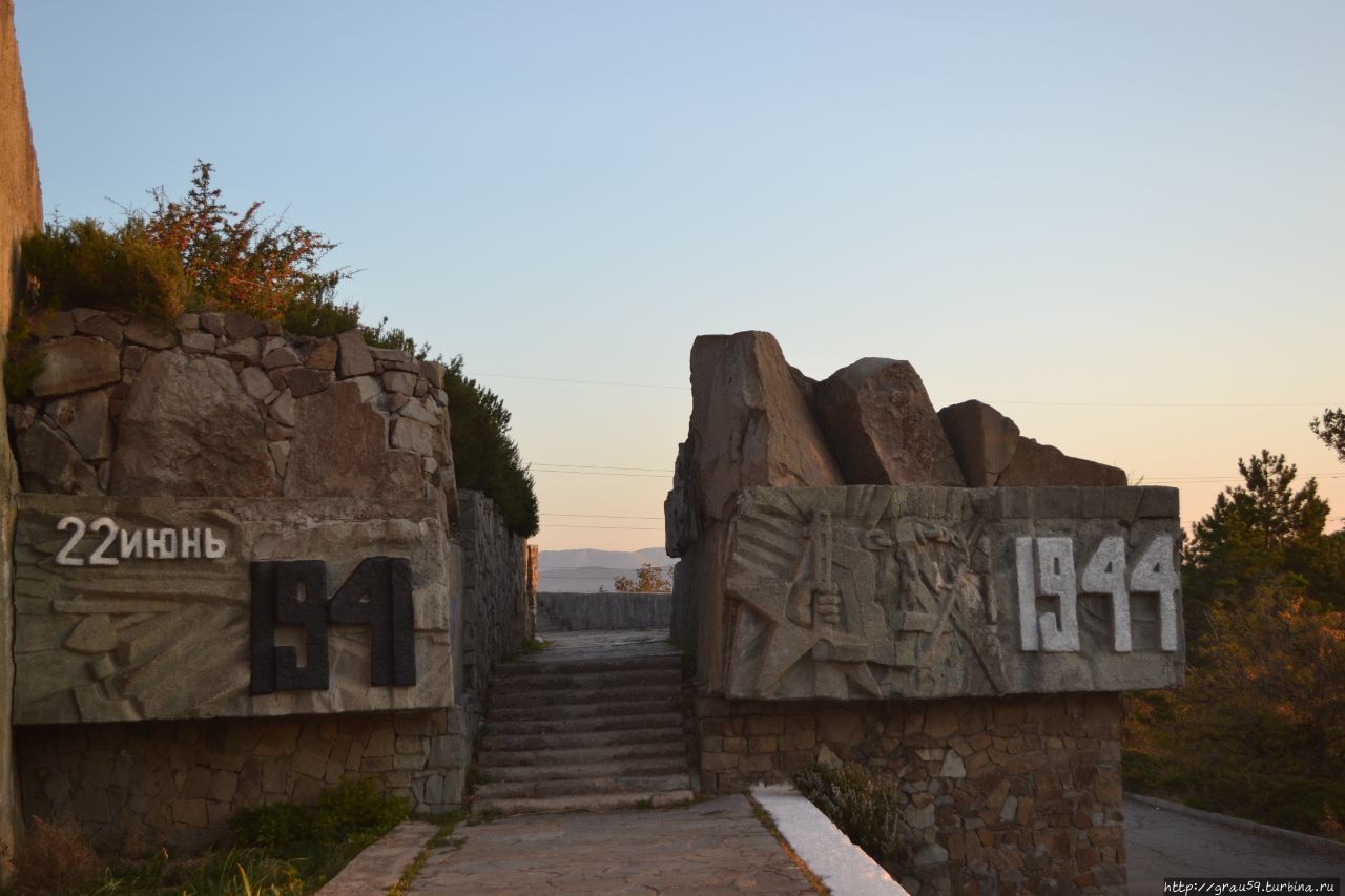 Памятник партизанам Крыма Алушта, Россия