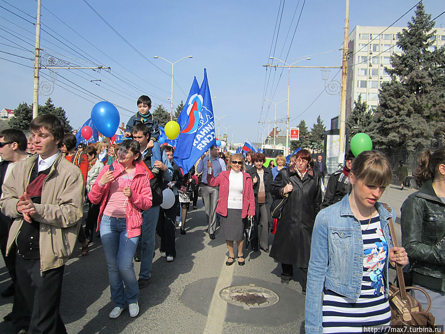 На первомайской демонстрации Саратов, Россия