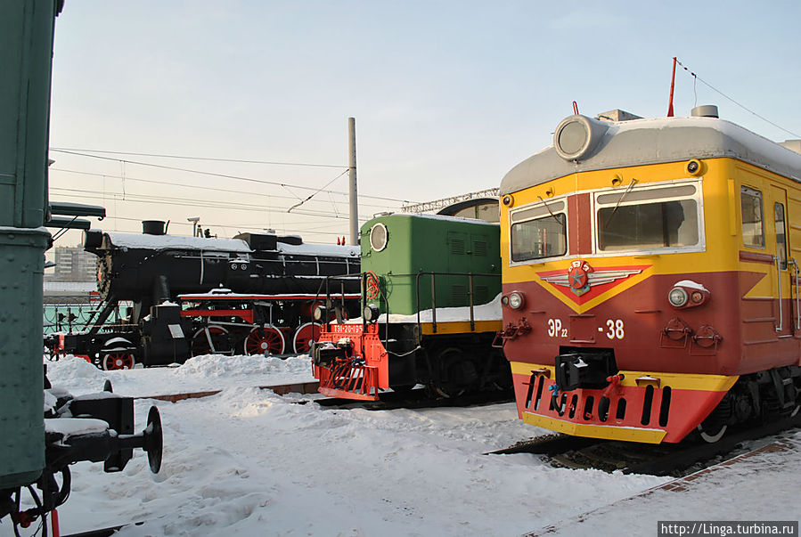 Эволюция железнодорожного транспорта: от пара к току... Москва, Россия