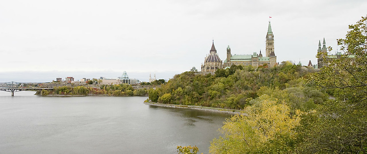 Оттава. Вид на комплекс п