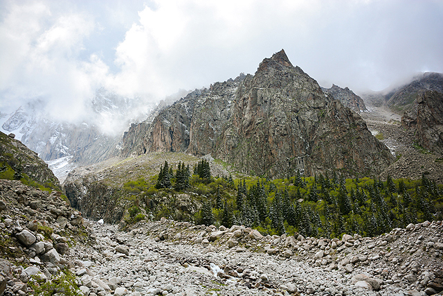 Северный Тянь-Шань, июнь 2013г. Киргизия