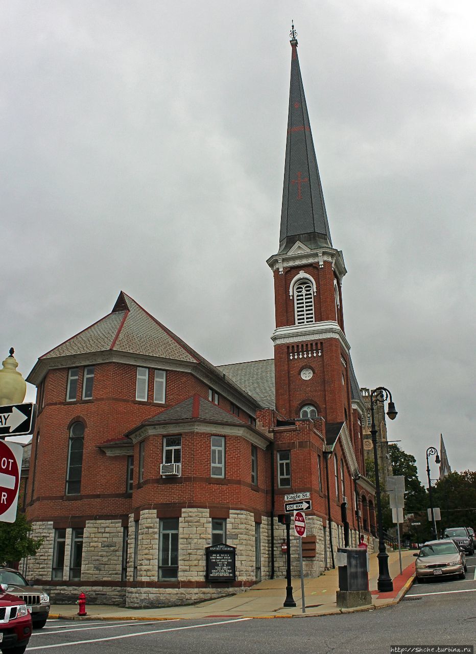 Первая баптистская церковь Норт-Адамс, CША