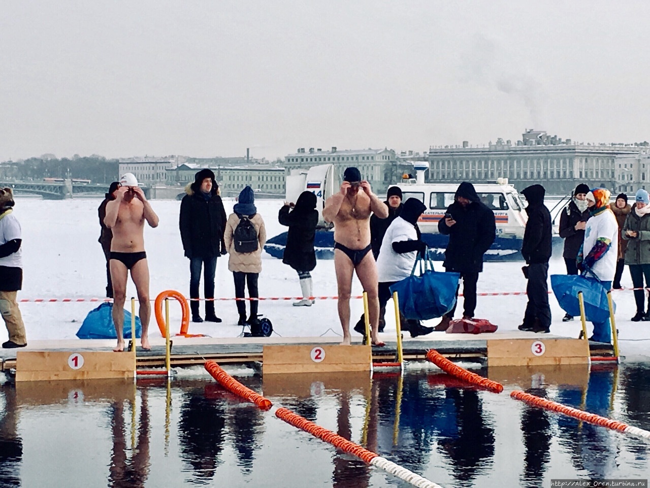 Яркий солнечный день Санкт-Петербург, Россия