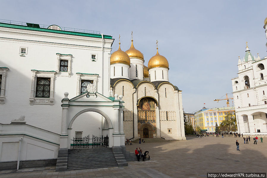 За кремлевской стеной Москва, Россия