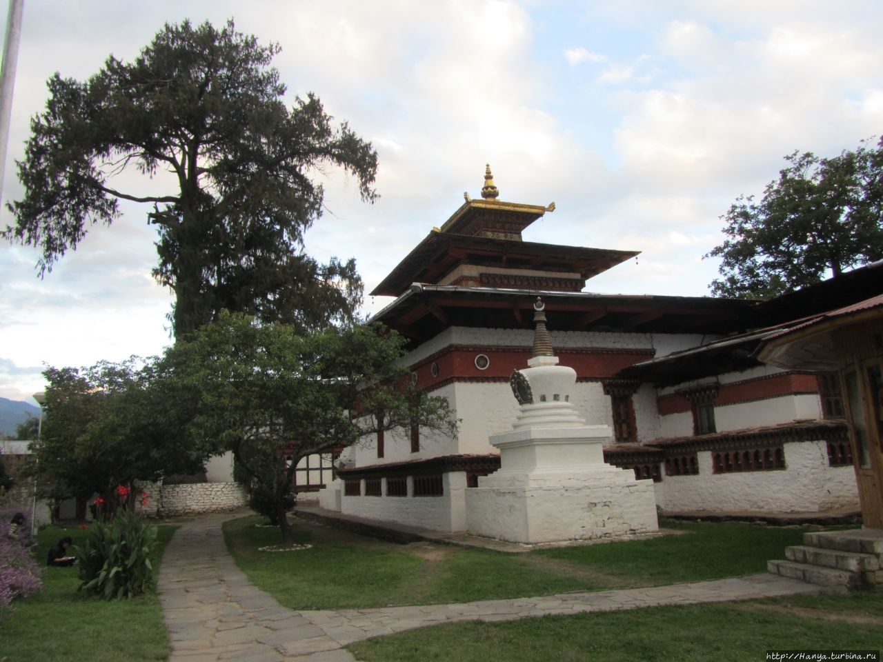 Кийчу Лхакханг  - духовное сердце Королевства Бутан. Ч.73