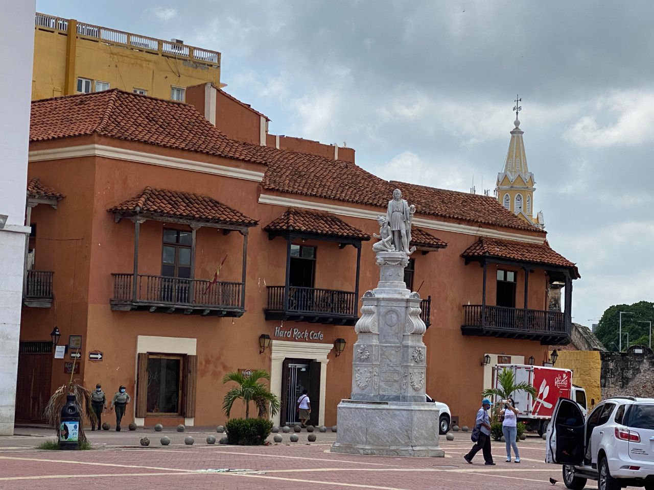 Пласа де ла Абудана / Plaza de la Aduana