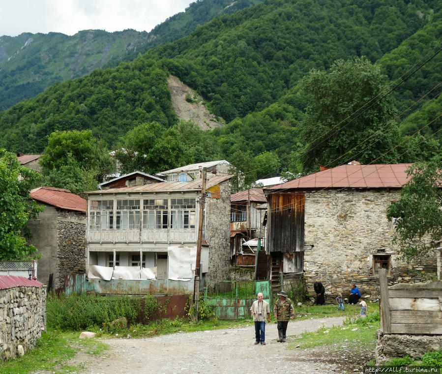 горное село Геби Амбролаури, Грузия