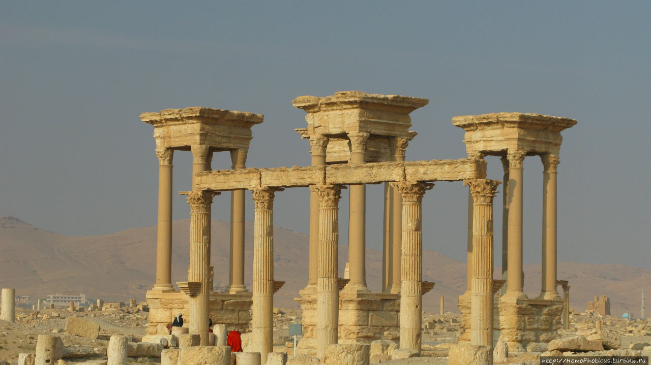 Тетрапилон Тадмур (Пальмира), Сирия