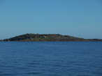 Острова в море, возможно бывшая метеостанция.