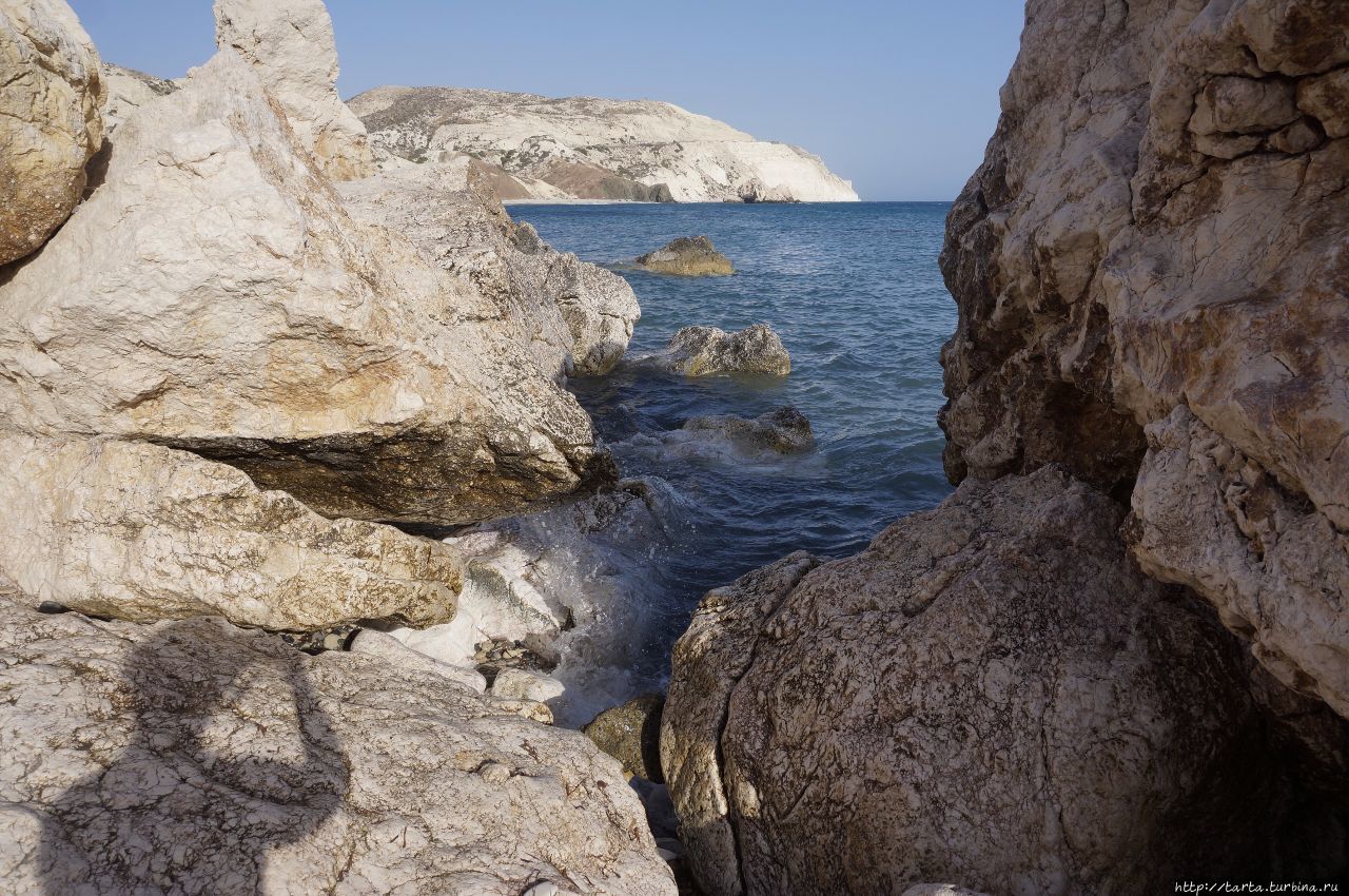 Рожденная из пены морской Афродита Скала Афродиты, Кипр