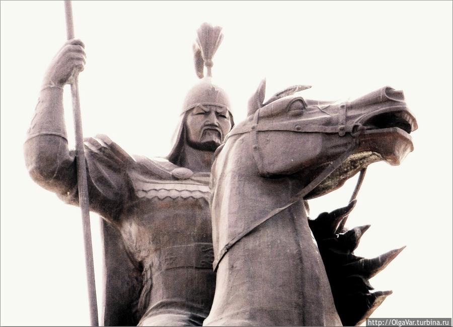 Памятник Манасу Ош, Киргизия