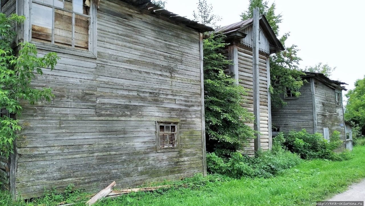 Развалины домов еще до 1917 года постройки Кировская область, Россия