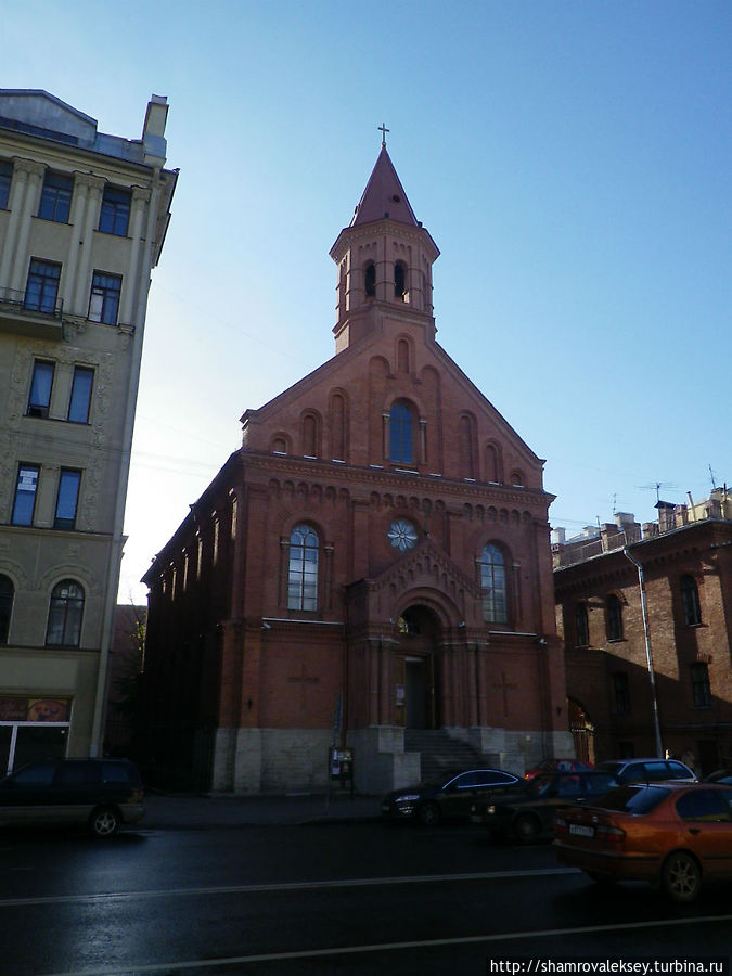 Концертный зал и церковь Св. Иоанна / Jaani Kirik