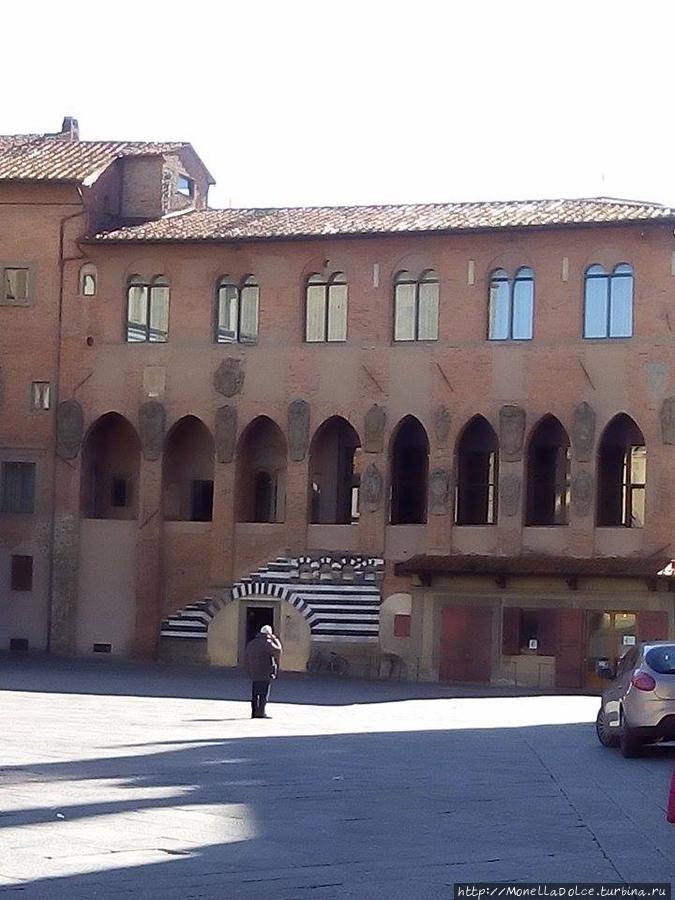 Пистоиа — особенности  тосканской архитектуры Пистоя, Италия