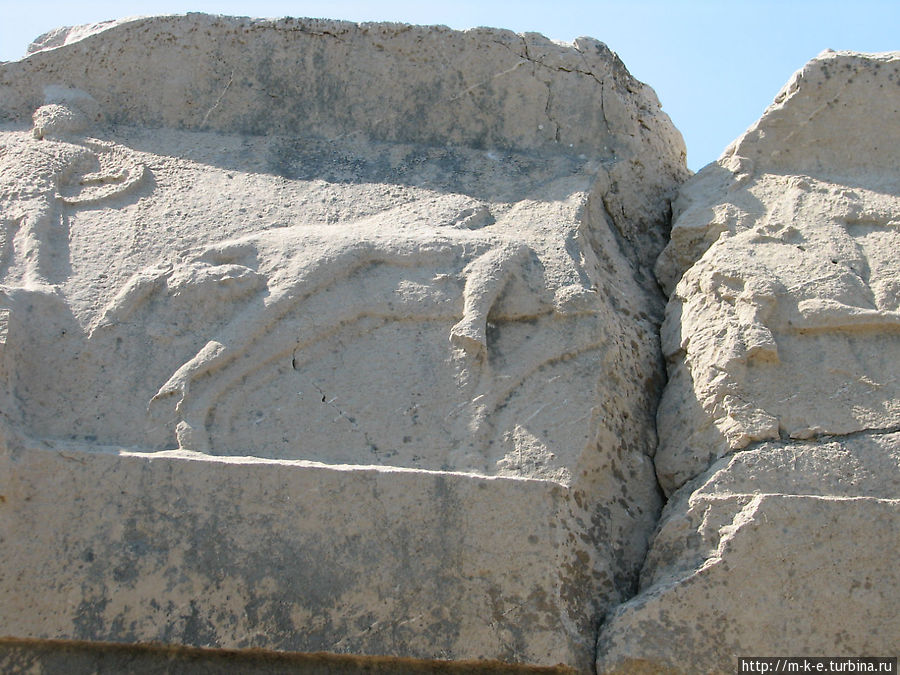 Львиная гробница Эгейский регион, Турция