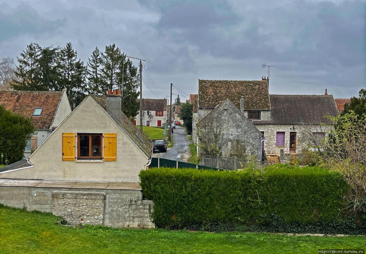 Ворота Сен-Жан и Крепостные валы Провена Провен, Франция