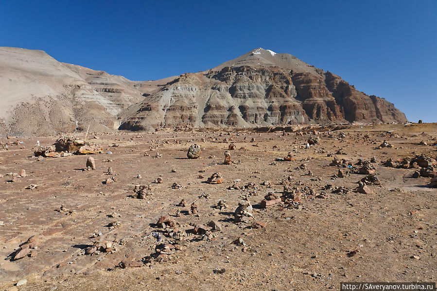 Каменные пирамидки Тибет, Китай
