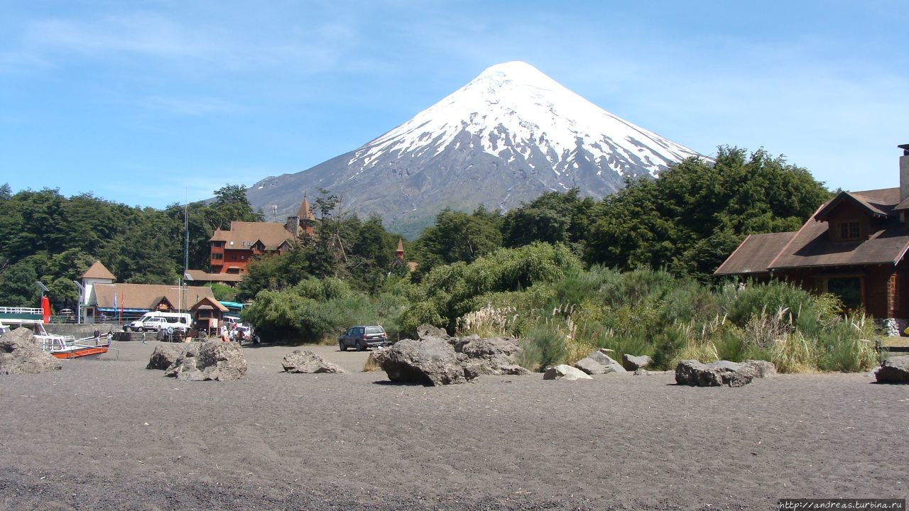 Вулкан Осорно — украшение Озёрного края Пуэрто-Монт, Чили