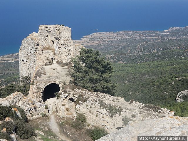 Замок- крепость Кантара Давлос, Турецкая Республика Северного Кипра