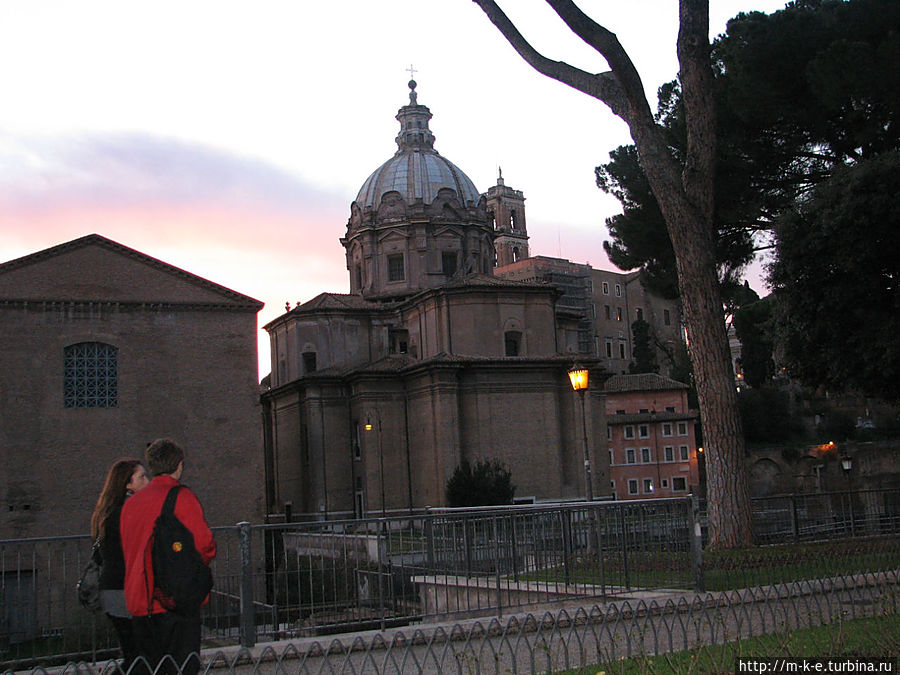 церковь святых Луки и Мартина Рим, Италия