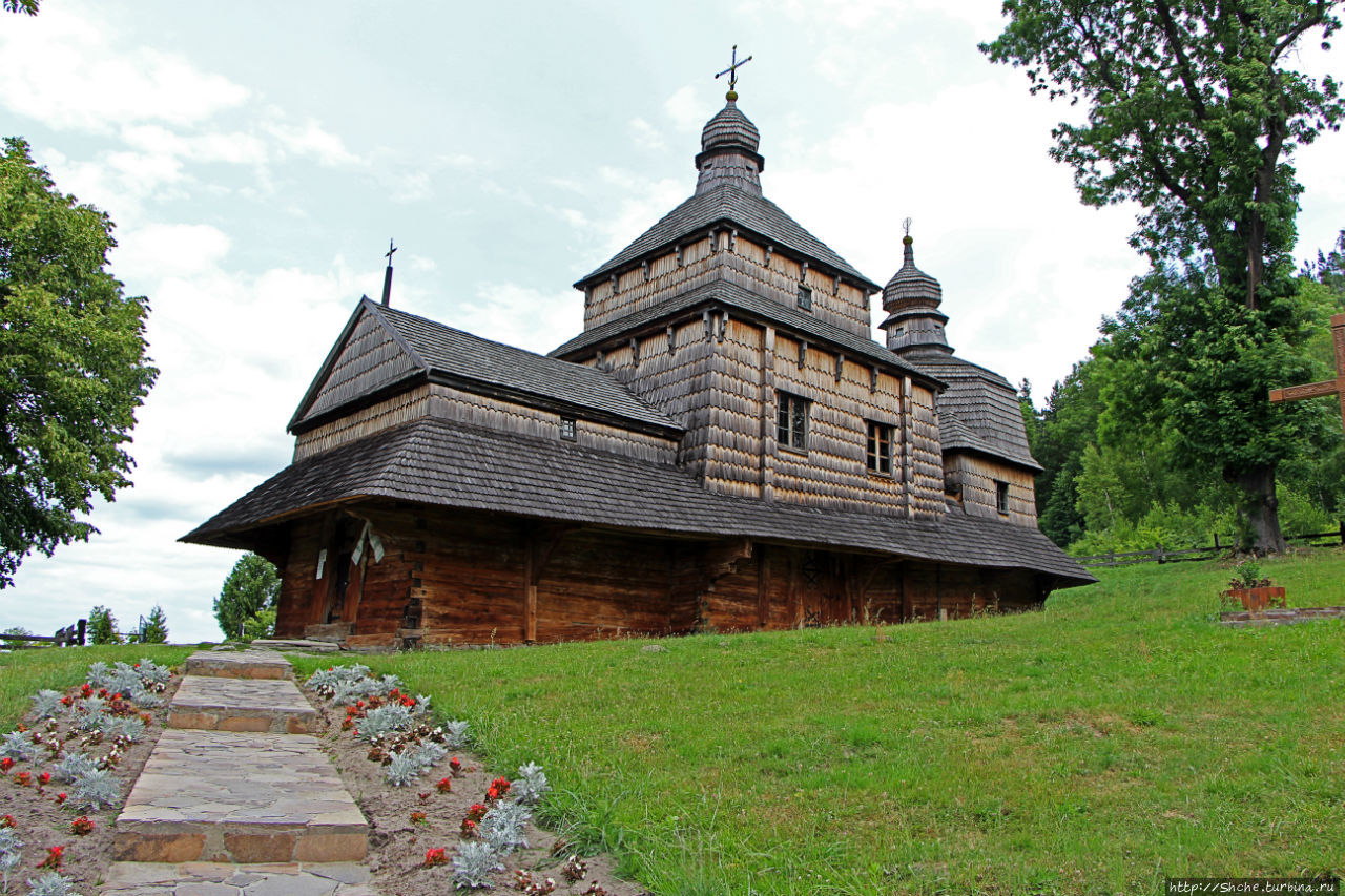 Церковь св. Духа Потелич, Украина