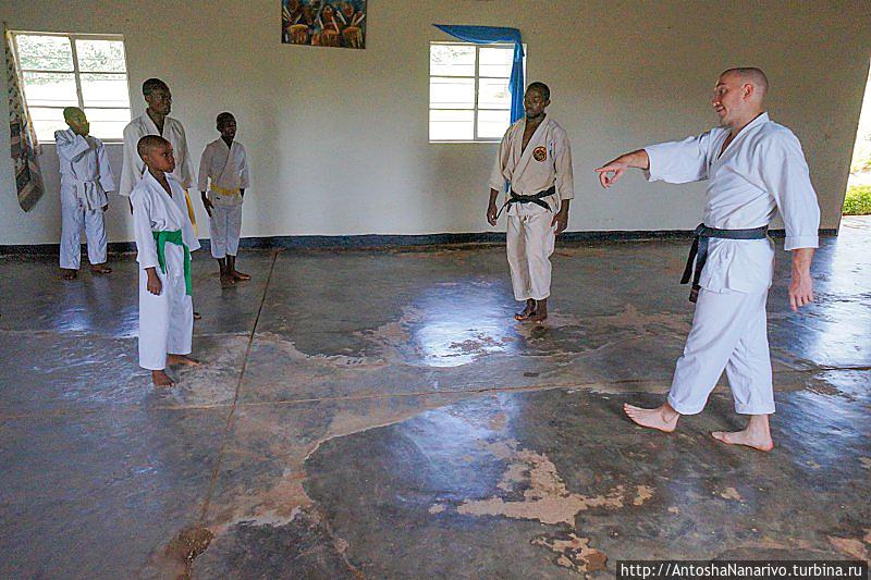 Сибирский сэнсэй Кигали, Руанда