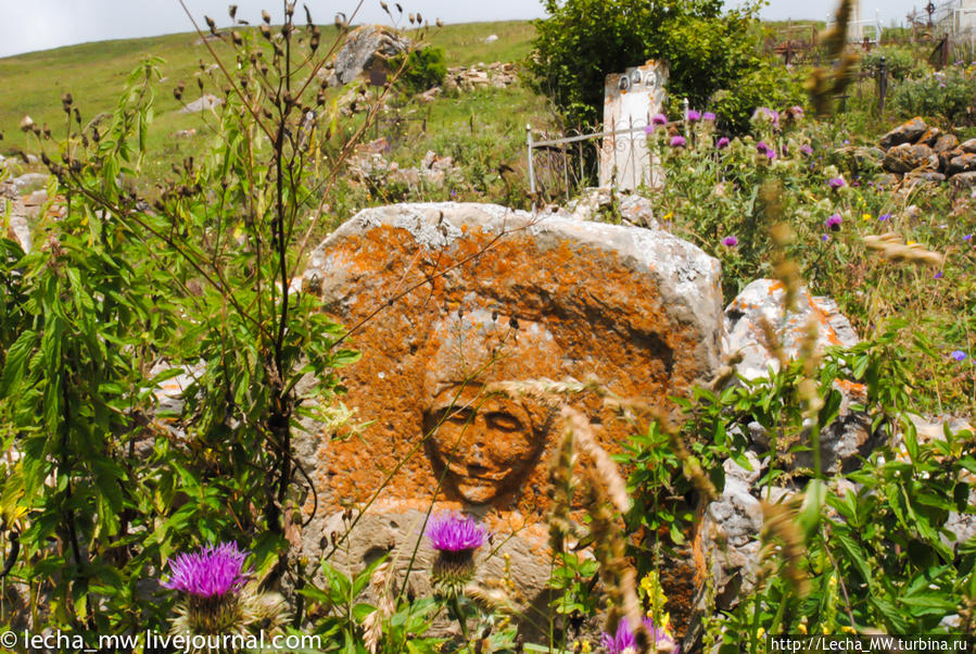 Надгробия работы Едзиева Северная Осетия-Алания, Россия