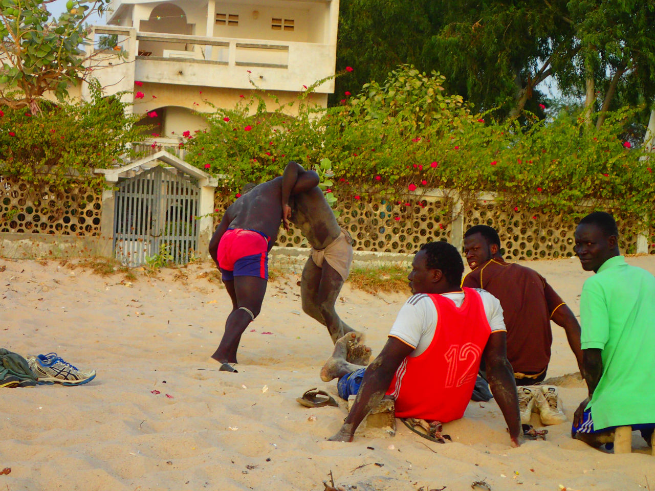 Сенегальская национальная борьба лаамб. Первобытные страсти Сенегал