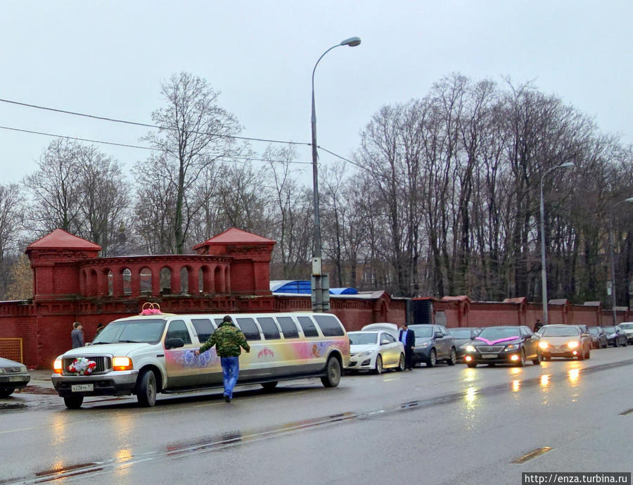 Ваганьково. Непарадный подъезд Москва, Россия